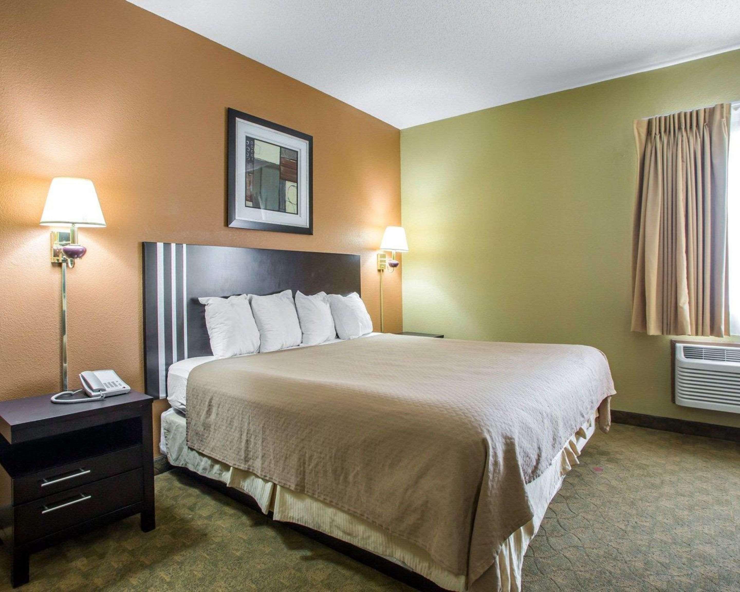 Quality Inn Merrillville Exterior photo