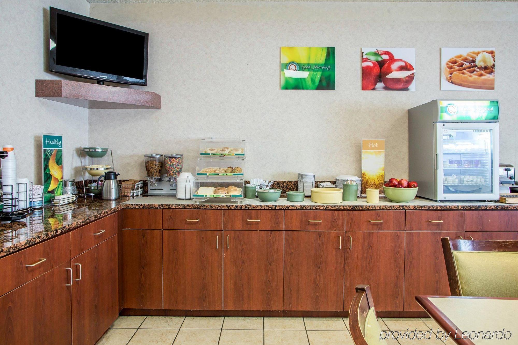 Quality Inn Merrillville Exterior photo